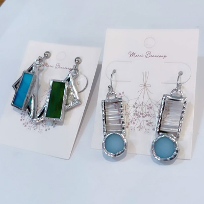 アクセサリー作り